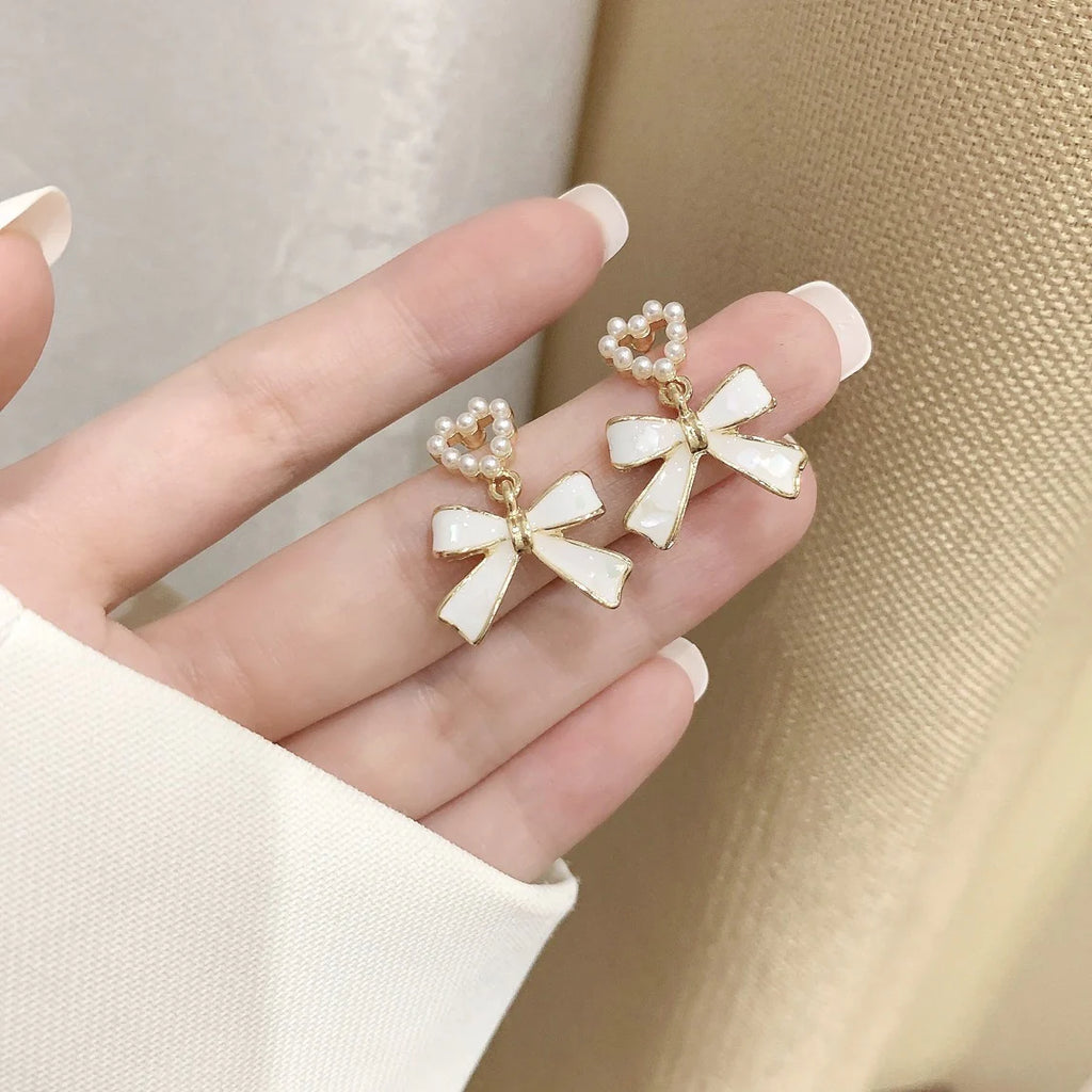 Pearl Heart Bow Drop Earrings – Elegant Gold-Plated Dangle Earrings for Women