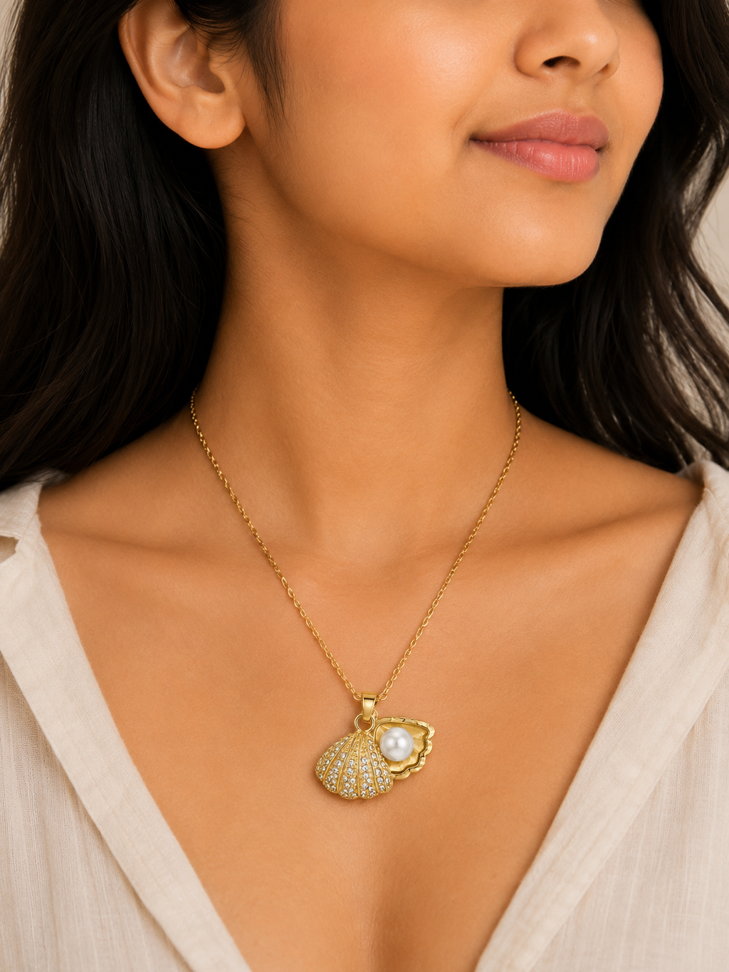 Anti Tarnish Elegant Pearl Shell Pendant Necklace for Women